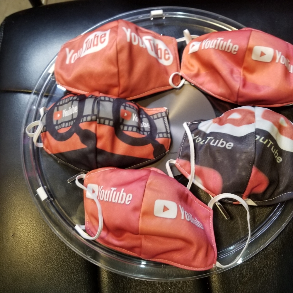 5 masks available women men